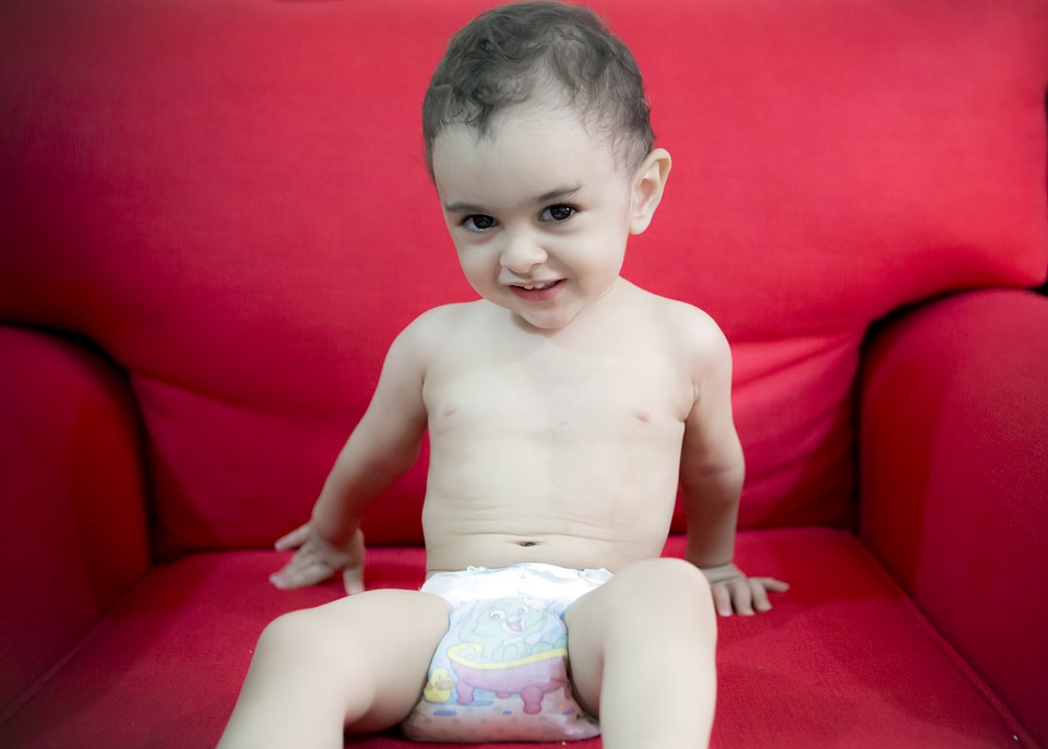 how-babies-wear-diapers-can-affect-their-development-circulating-now
