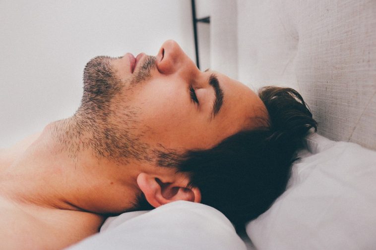 More sleep on the weekends for a better health