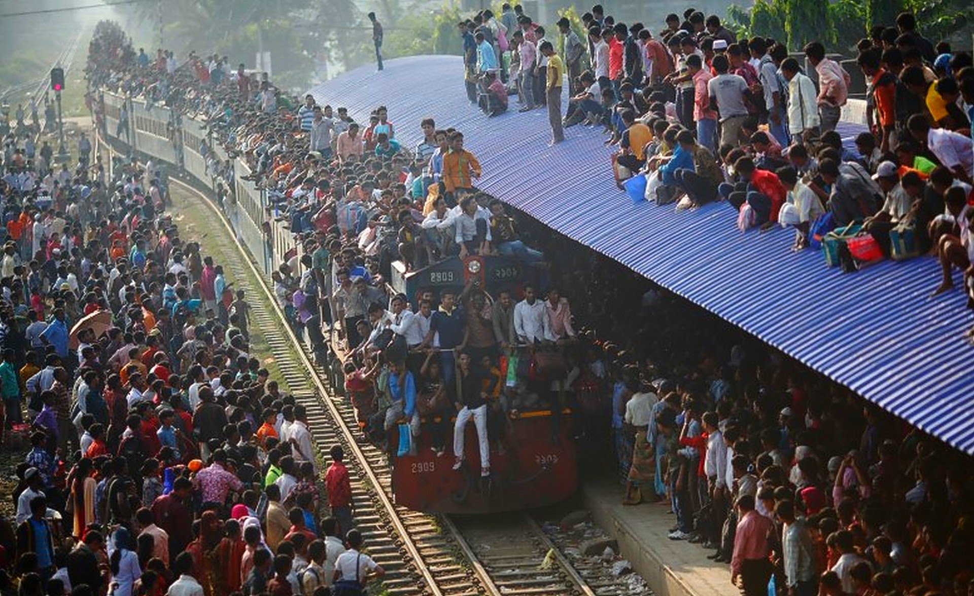 Dangerous Bangladesh Train Ride